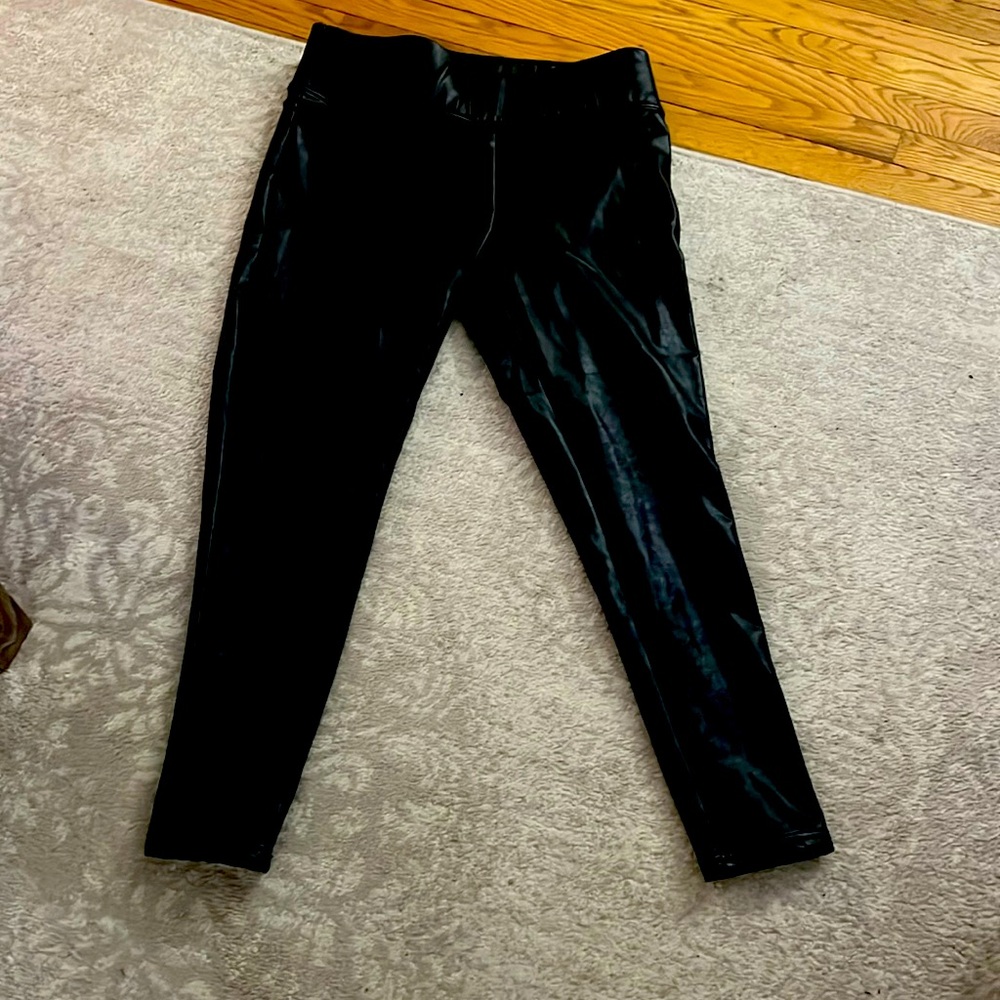 Vince Camuto Leather leggings
